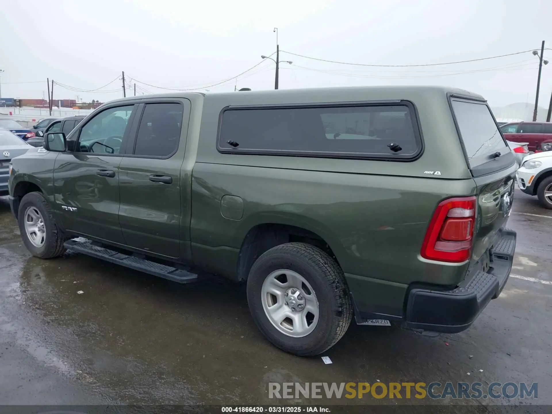 3 fotografías del automóvil dañado 1C6RRFCGXMN714260 RAM 1500 2021