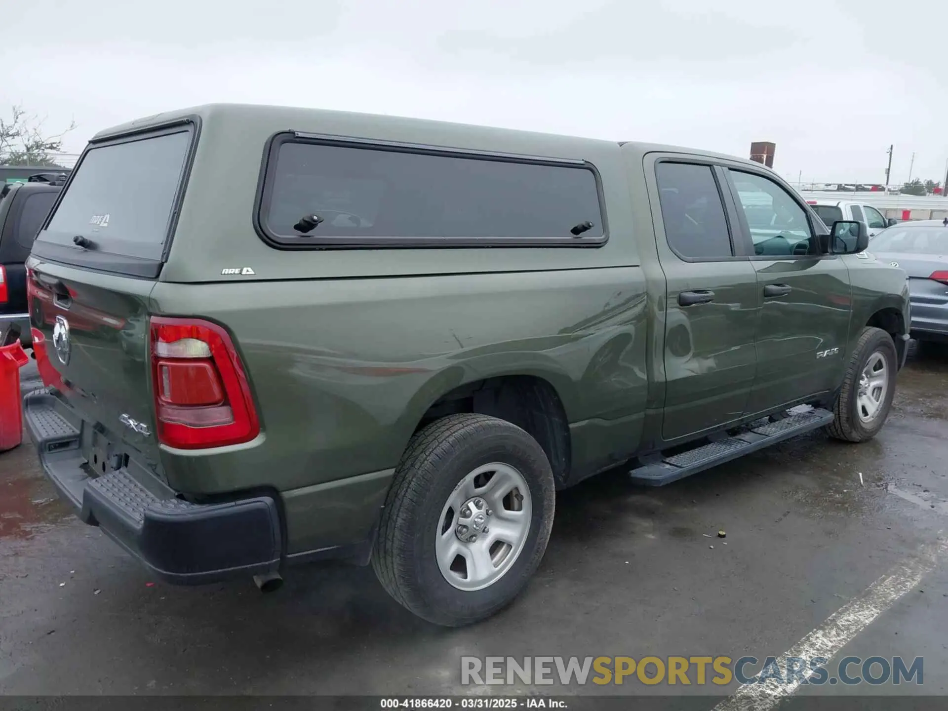 4 fotografías del automóvil dañado 1C6RRFCGXMN714260 RAM 1500 2021