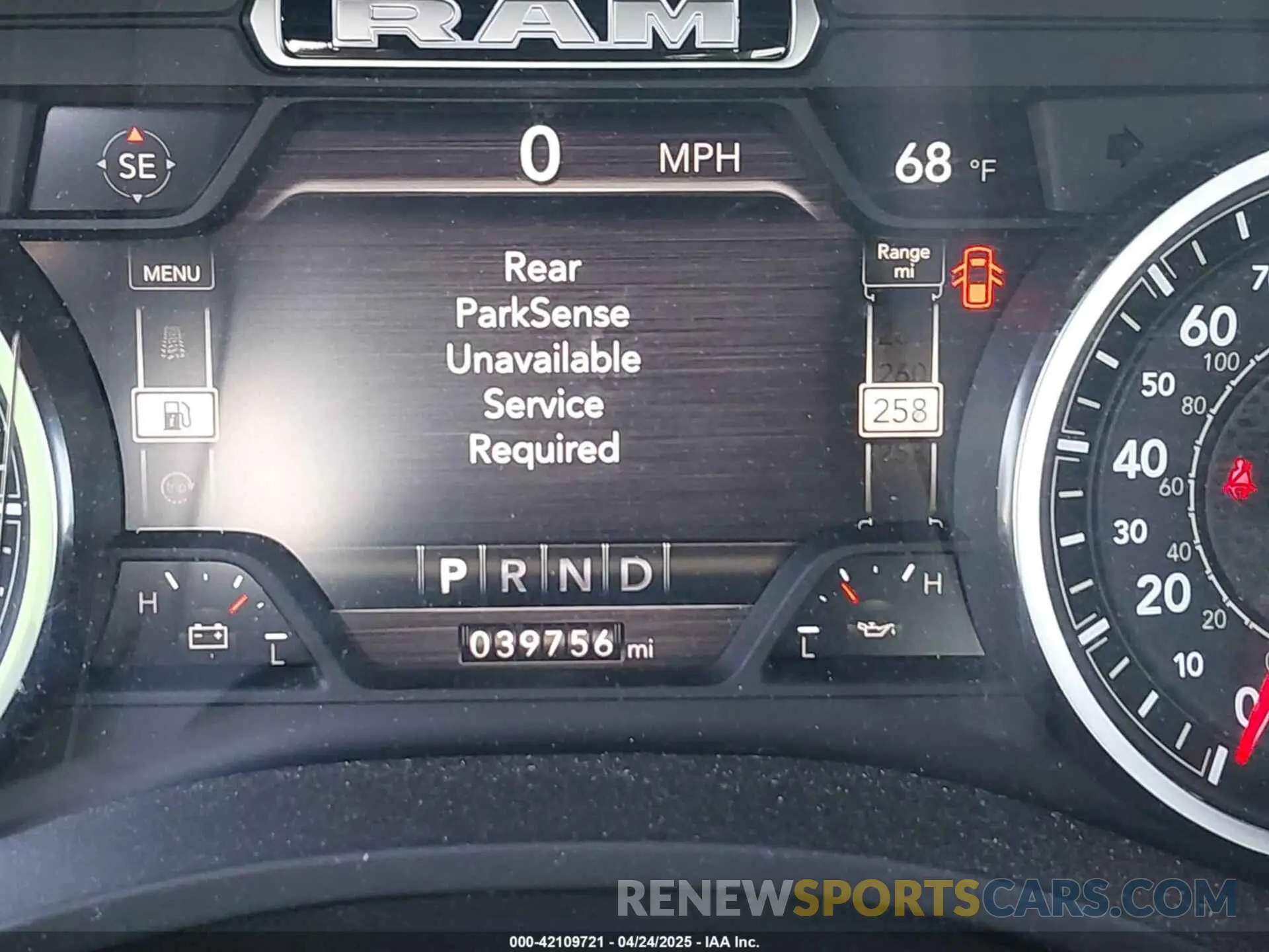 15 fotografías del automóvil dañado 1C6RRFFG2MN547923 RAM 1500 2021
