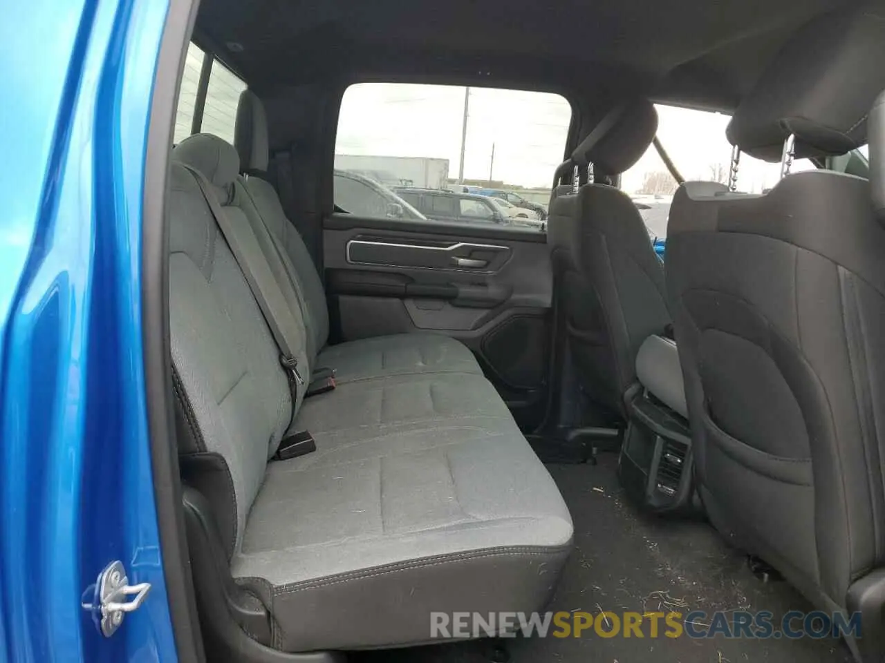 10 fotografías del automóvil dañado 1C6RRFFG3MN645360 RAM 1500 2021