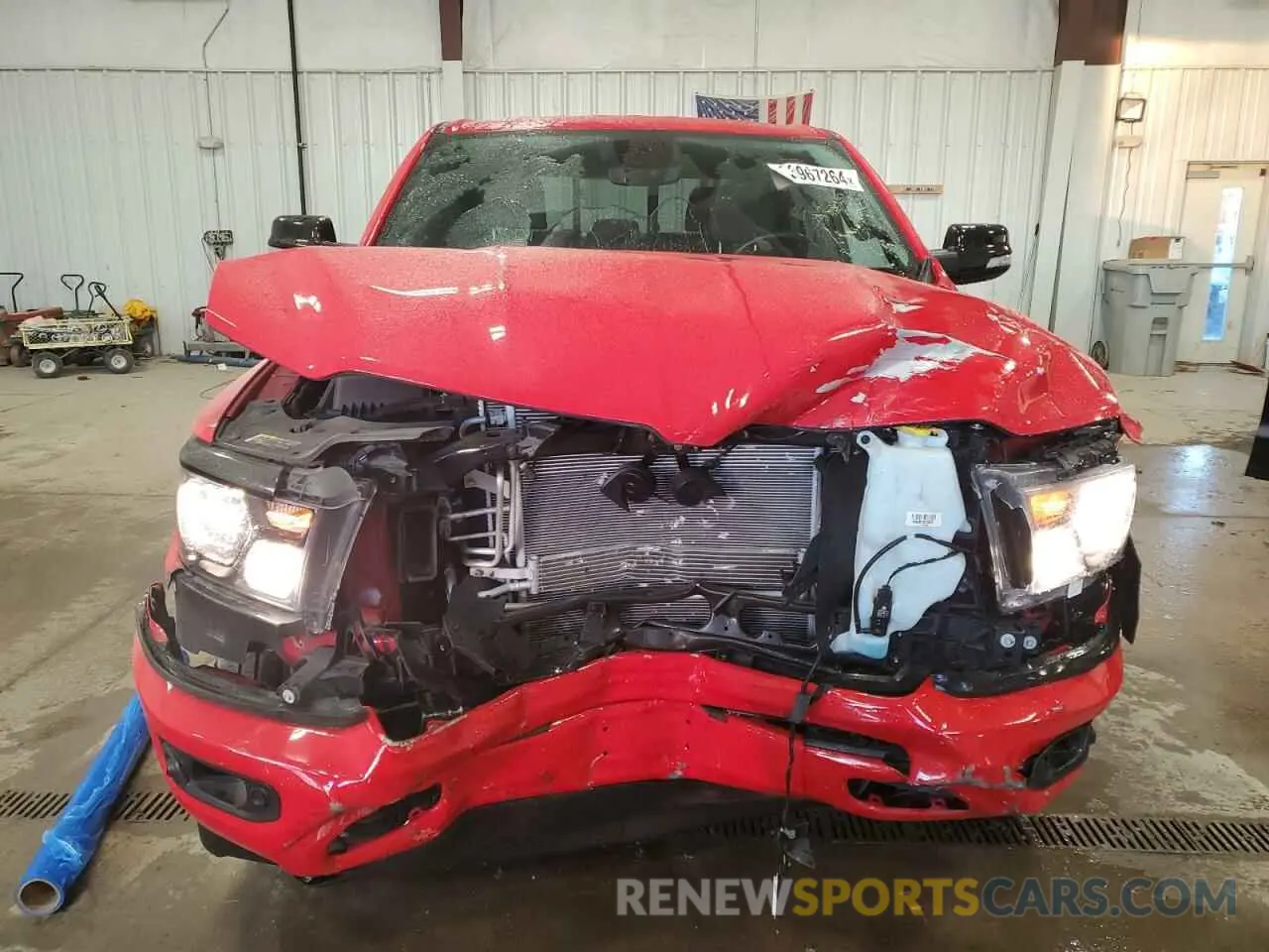 5 fotografías del automóvil dañado 1C6RRFFG4MN521257 RAM 1500 2021