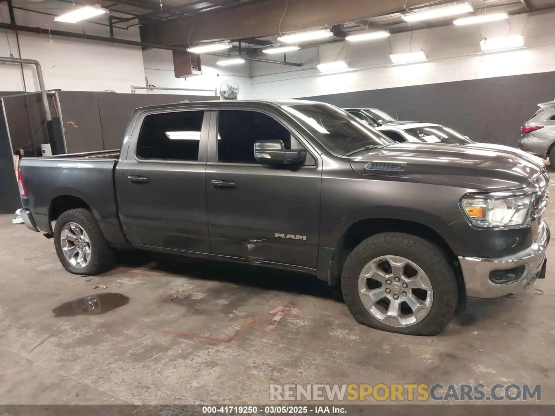14 fotografías del automóvil dañado 1C6RRFFG6MN621716 RAM 1500 2021