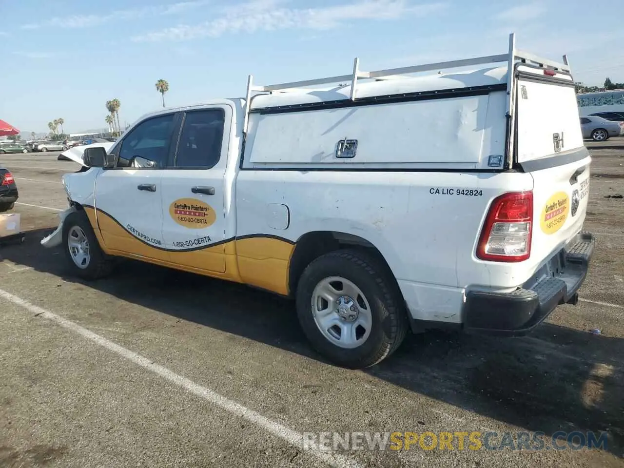 2 fotografías del automóvil dañado 1C6SRECG2MN609921 RAM 1500 2021