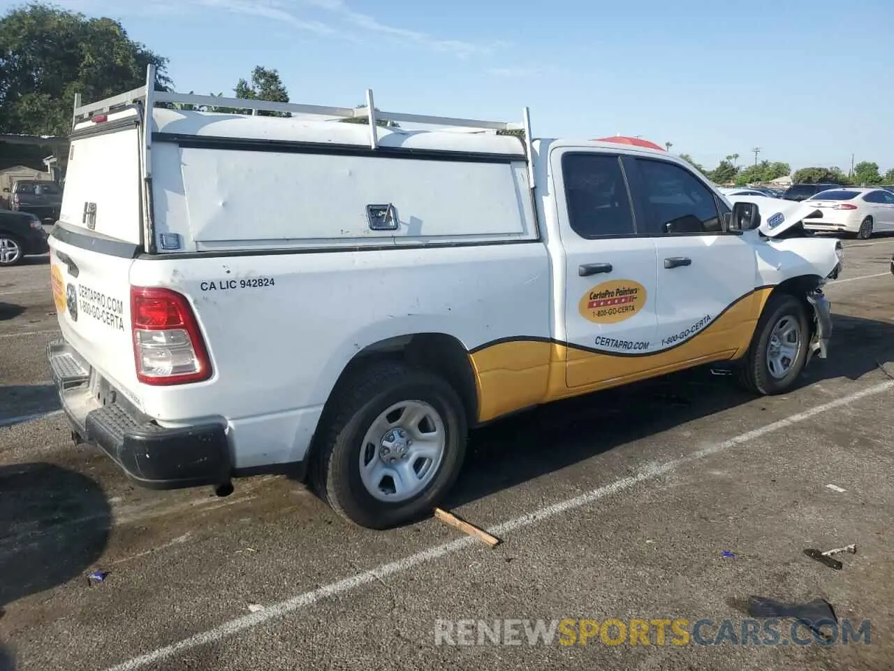 3 fotografías del automóvil dañado 1C6SRECG2MN609921 RAM 1500 2021