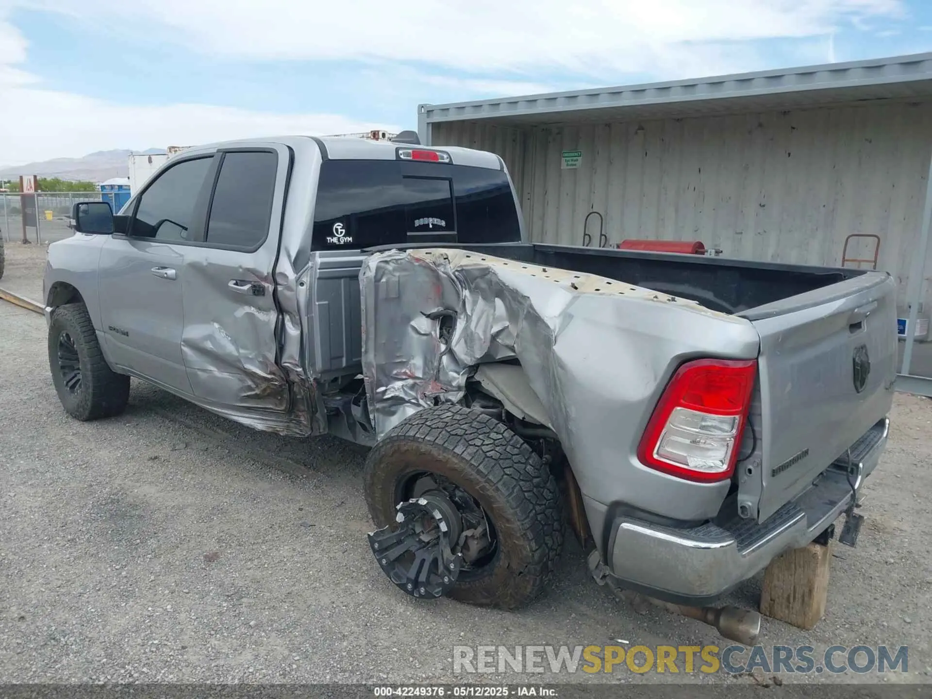 3 fotografías del automóvil dañado 1C6SRFBT1MN622633 RAM 1500 2021