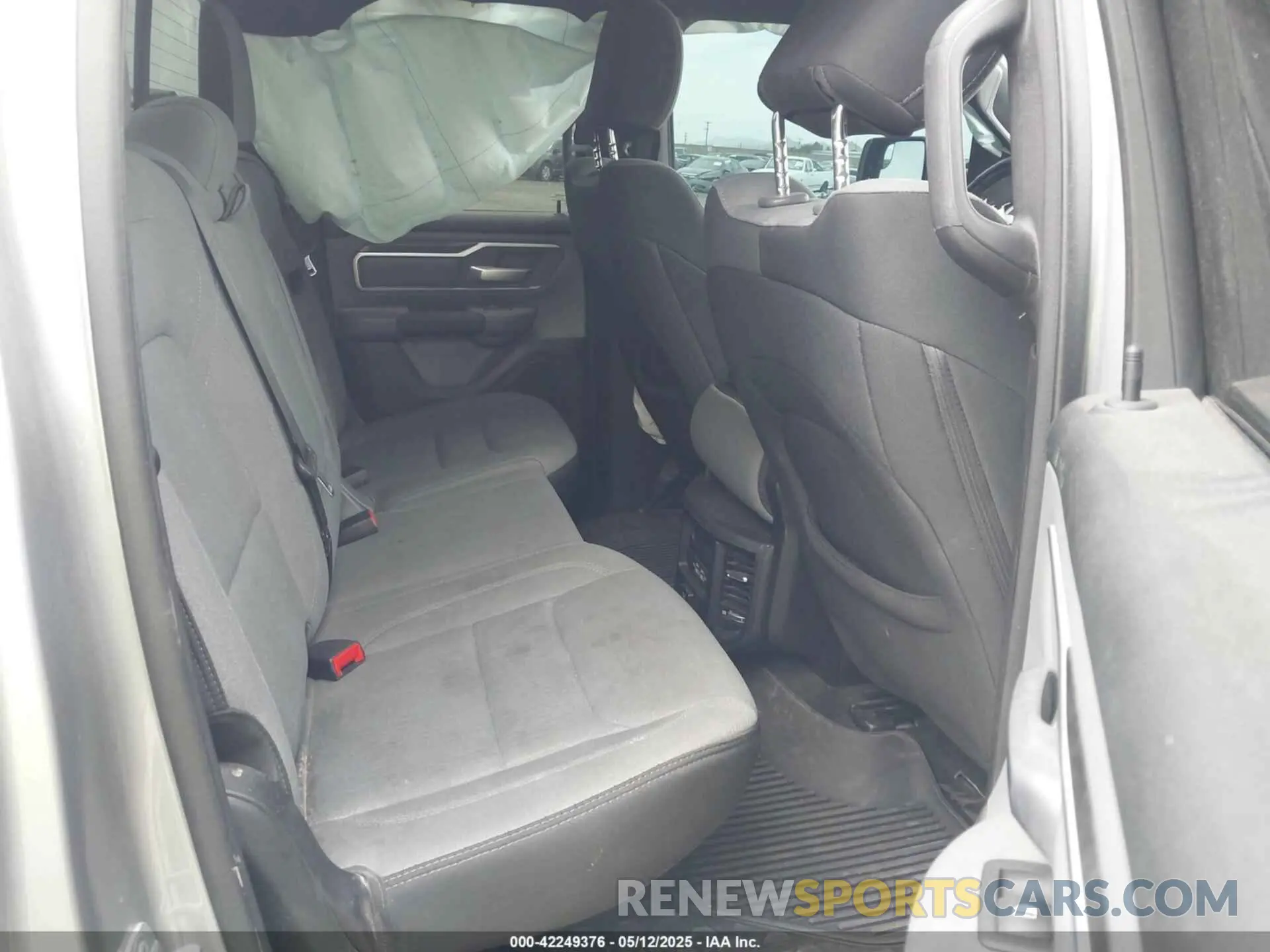 8 fotografías del automóvil dañado 1C6SRFBT1MN622633 RAM 1500 2021