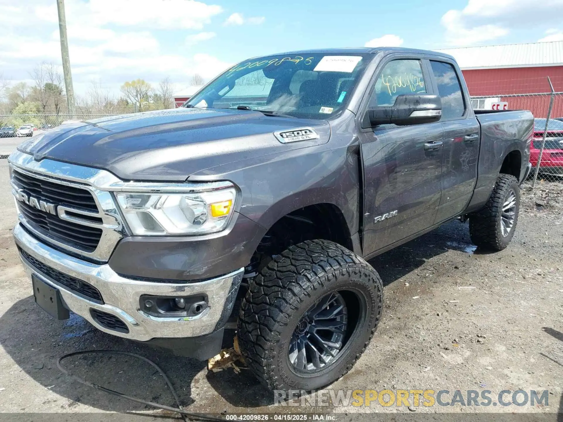 2 fotografías del automóvil dañado 1C6SRFBT2MN732087 RAM 1500 2021