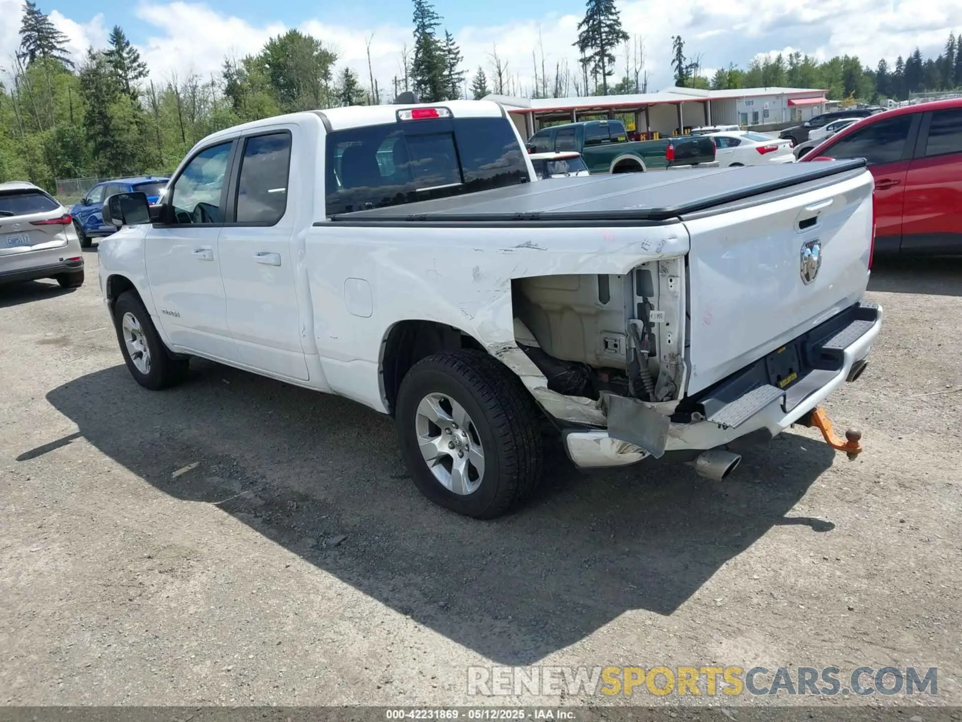 3 fotografías del automóvil dañado 1C6SRFBT7MN742131 RAM 1500 2021