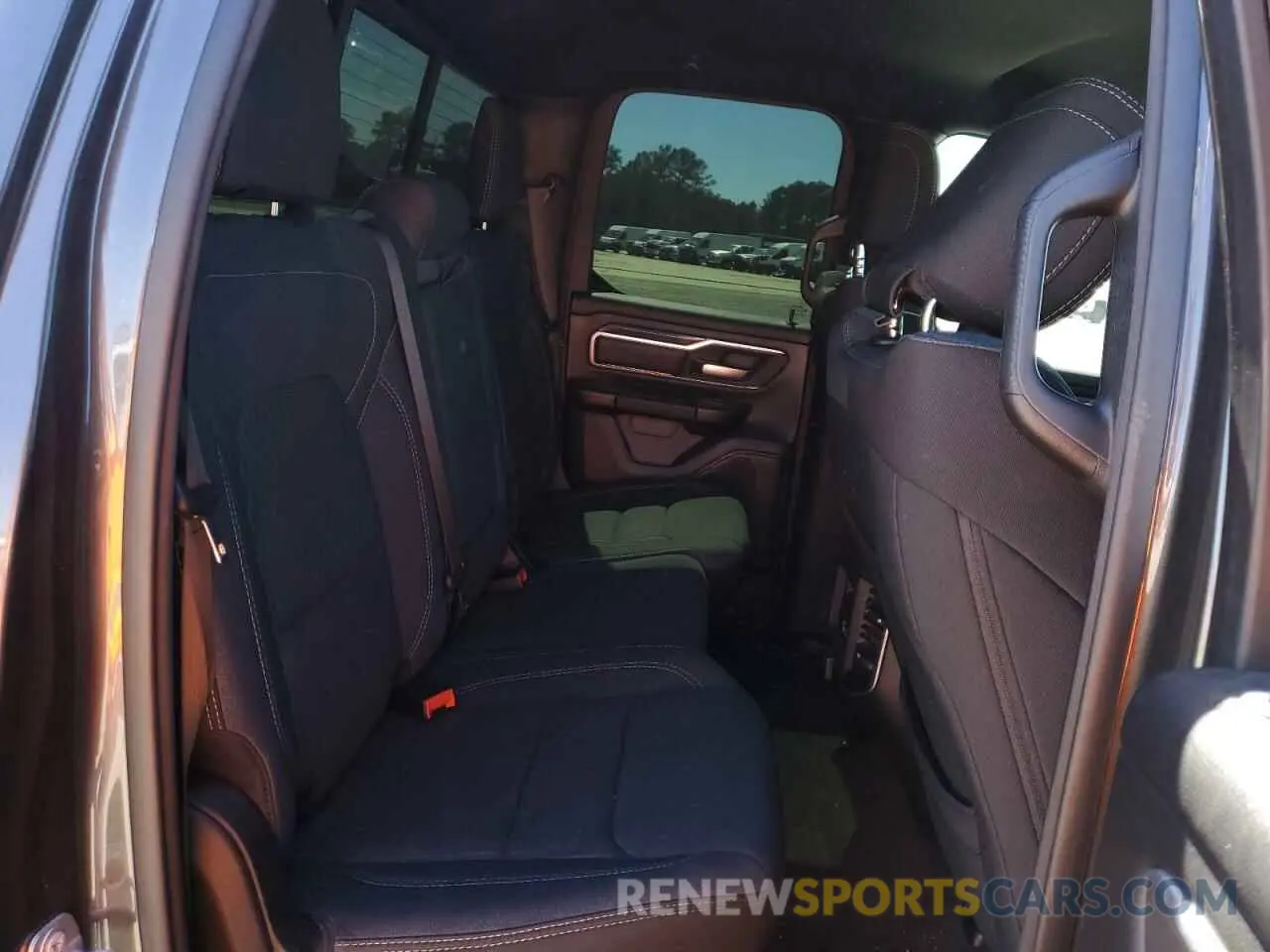 10 fotografías del automóvil dañado 1C6SRFBT8MN586455 RAM 1500 2021