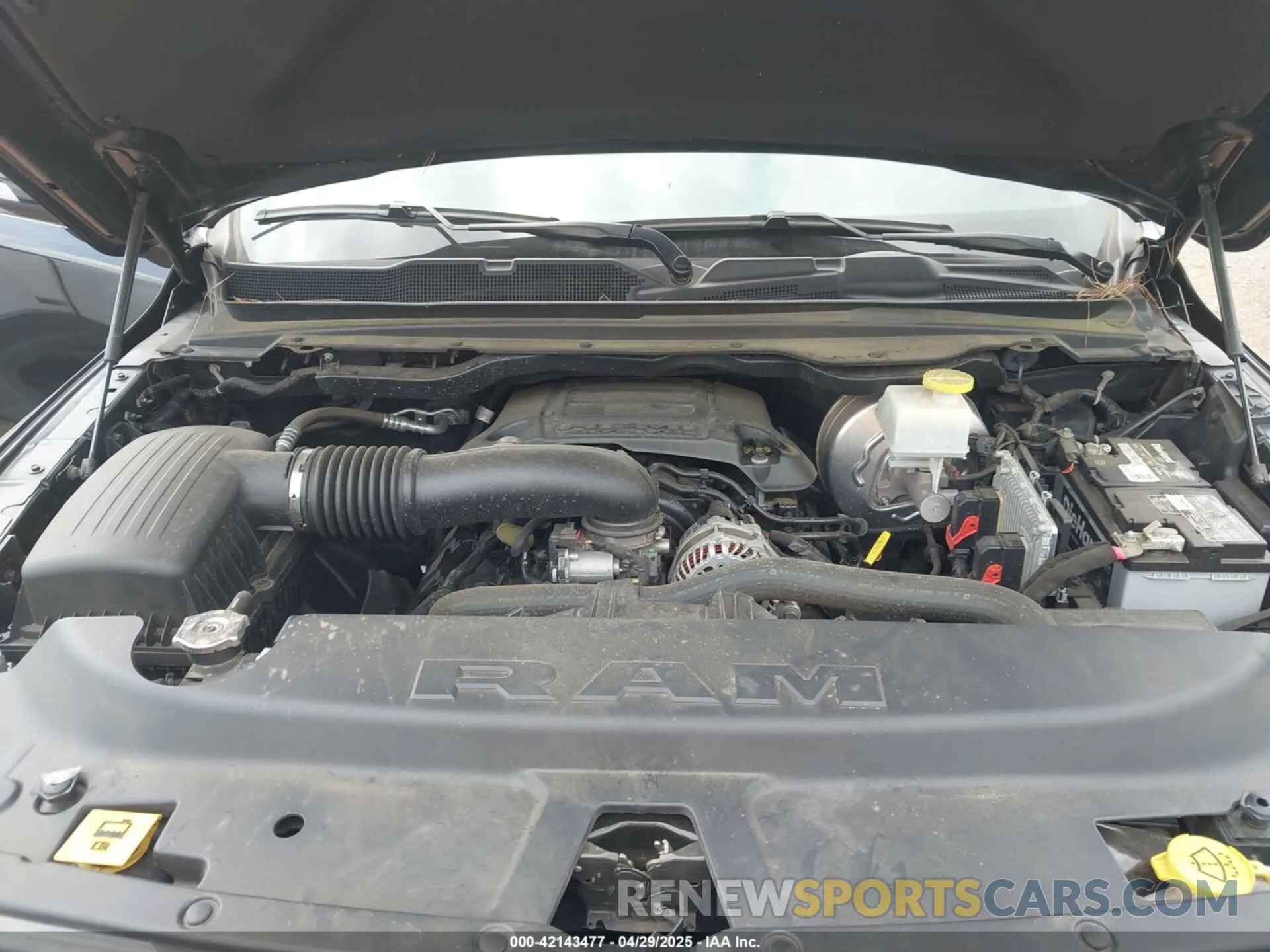 10 fotografías del automóvil dañado 1C6SRFBTXMN561041 RAM 1500 2021