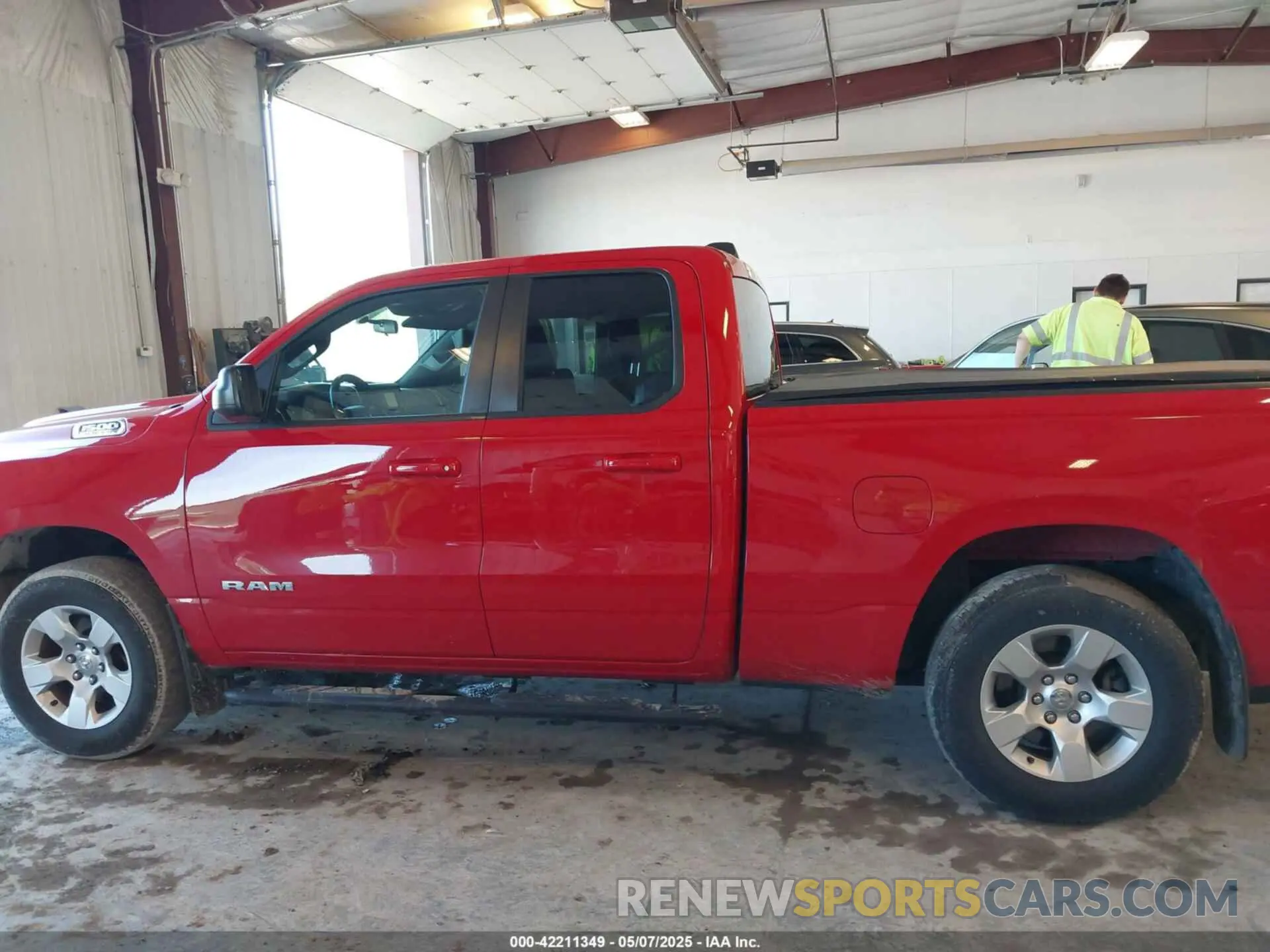 14 fotografías del automóvil dañado 1C6SRFBTXMN572461 RAM 1500 2021