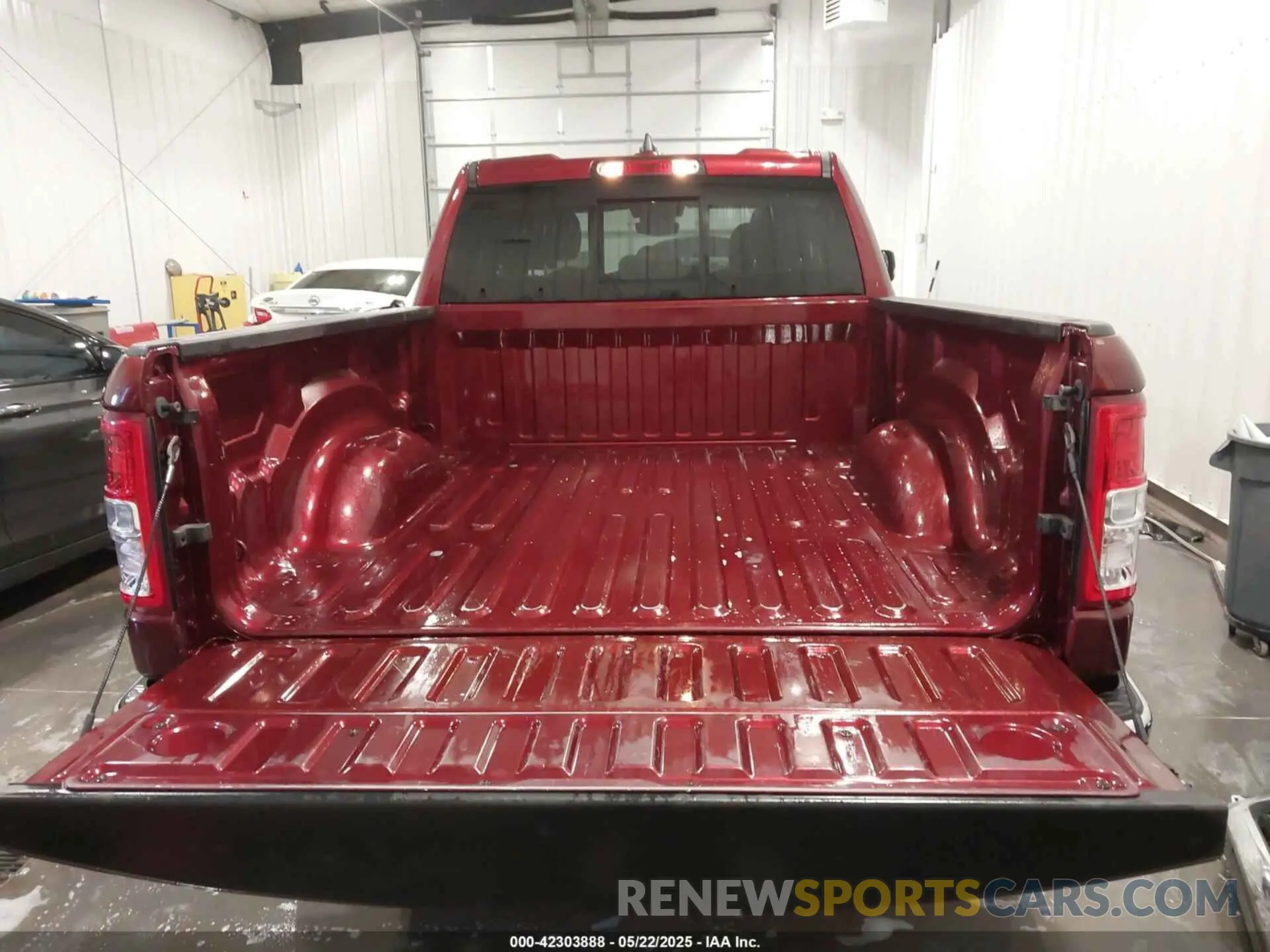 18 fotografías del automóvil dañado 1C6SRFBTXMN732628 RAM 1500 2021