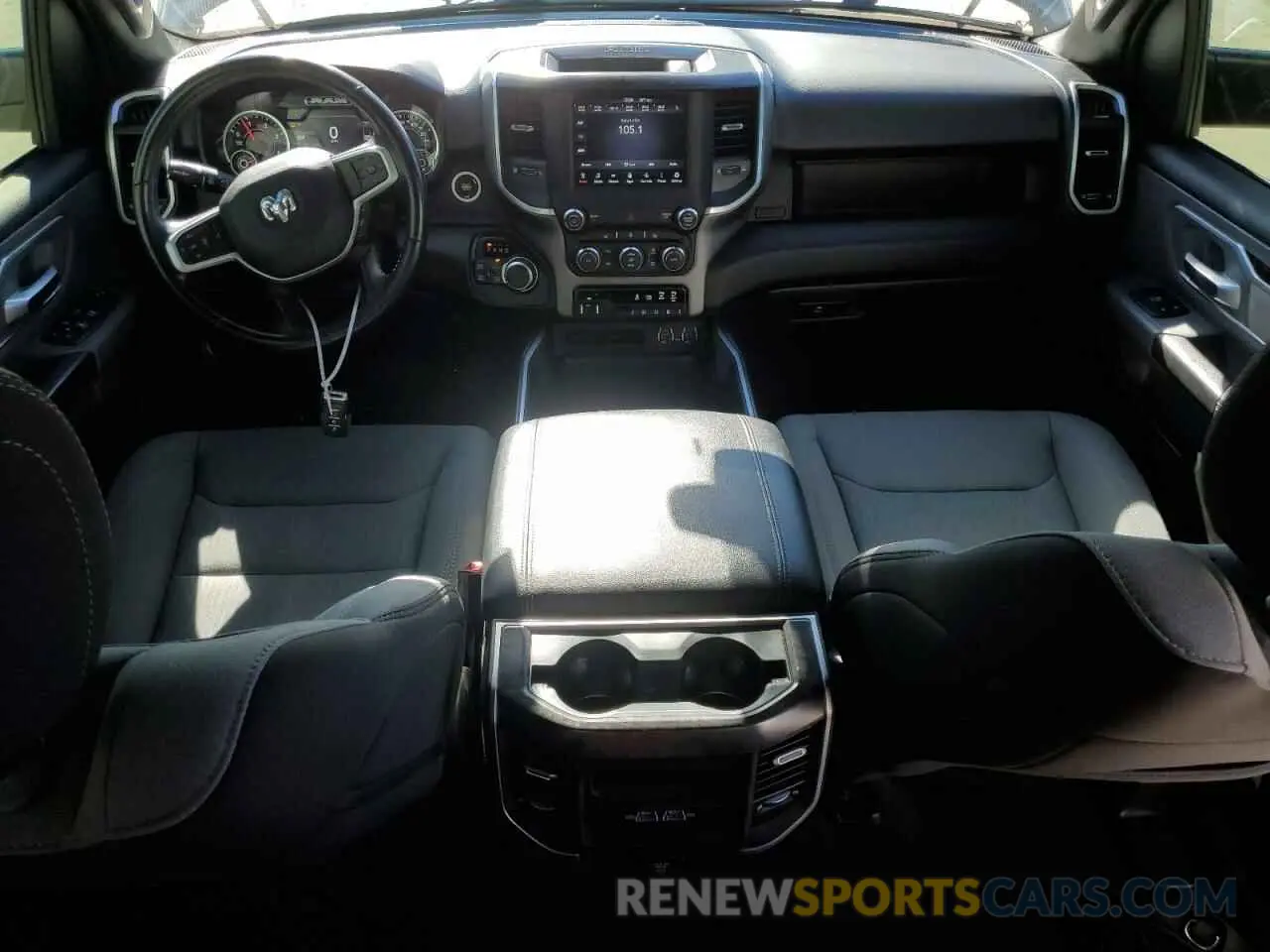8 fotografías del automóvil dañado 1C6SRFFM3MN822447 RAM 1500 2021