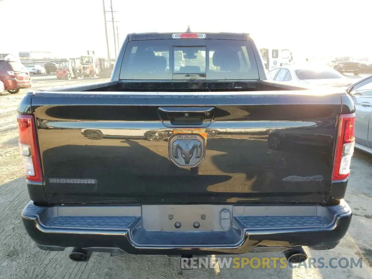 6 fotografías del automóvil dañado 1C6SRFFMXMN725956 RAM 1500 2021