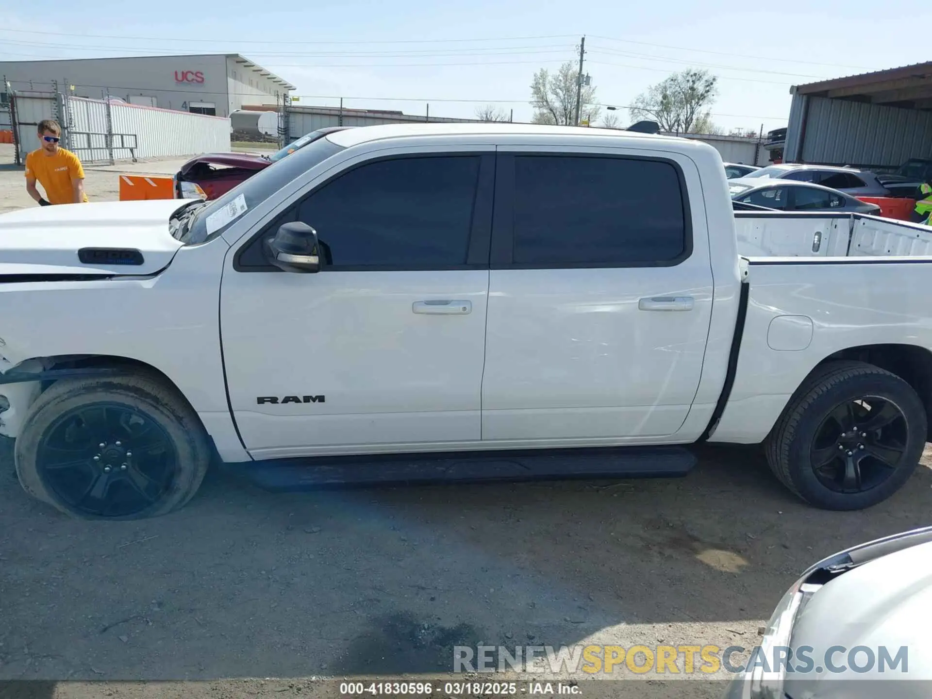 15 fotografías del automóvil dañado 1C6SRFFT0MN521027 RAM 1500 2021