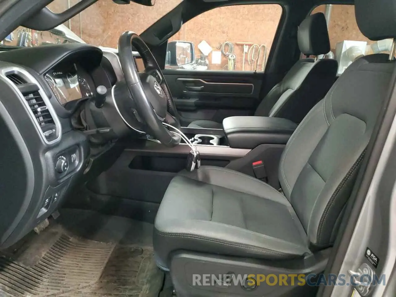 7 fotografías del automóvil dañado 1C6SRFFT2MN597705 RAM 1500 2021