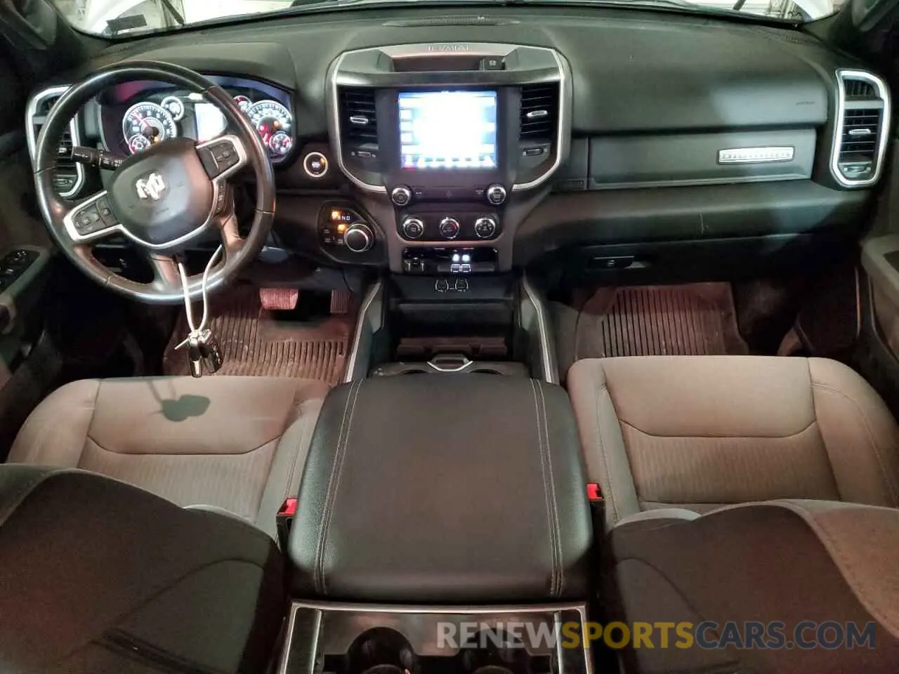 8 fotografías del automóvil dañado 1C6SRFFT2MN597705 RAM 1500 2021