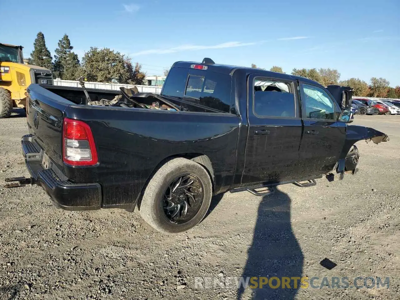 3 fotografías del automóvil dañado 1C6SRFFT3MN511317 RAM 1500 2021