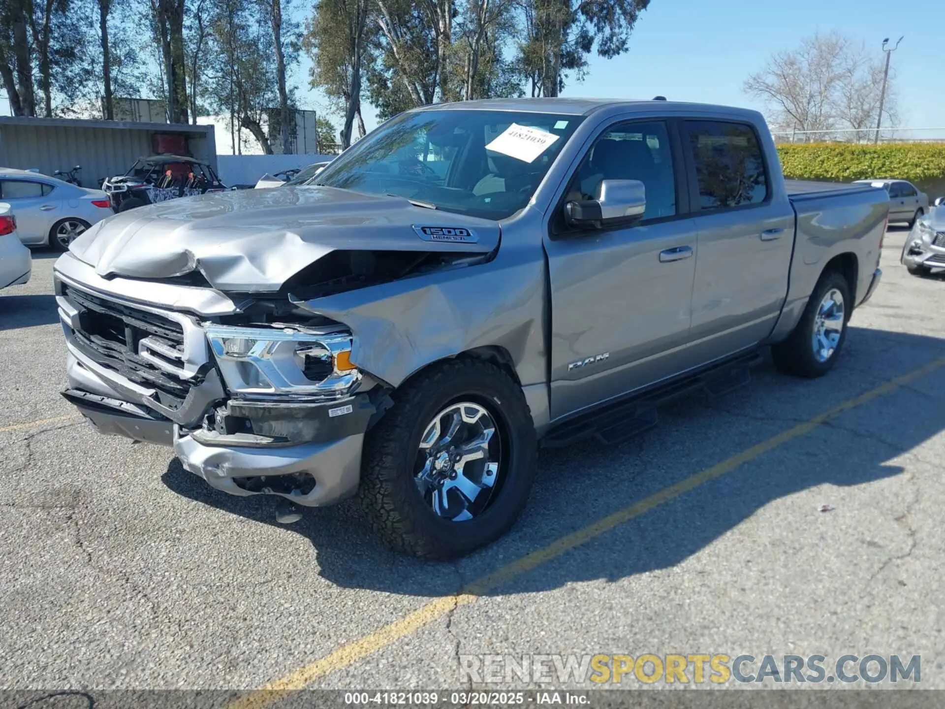 2 fotografías del automóvil dañado 1C6SRFFT4MN688152 RAM 1500 2021