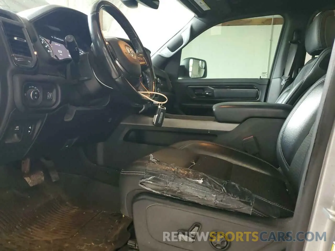 7 fotografías del automóvil dañado 1C6SRFFT5MN597004 RAM 1500 2021
