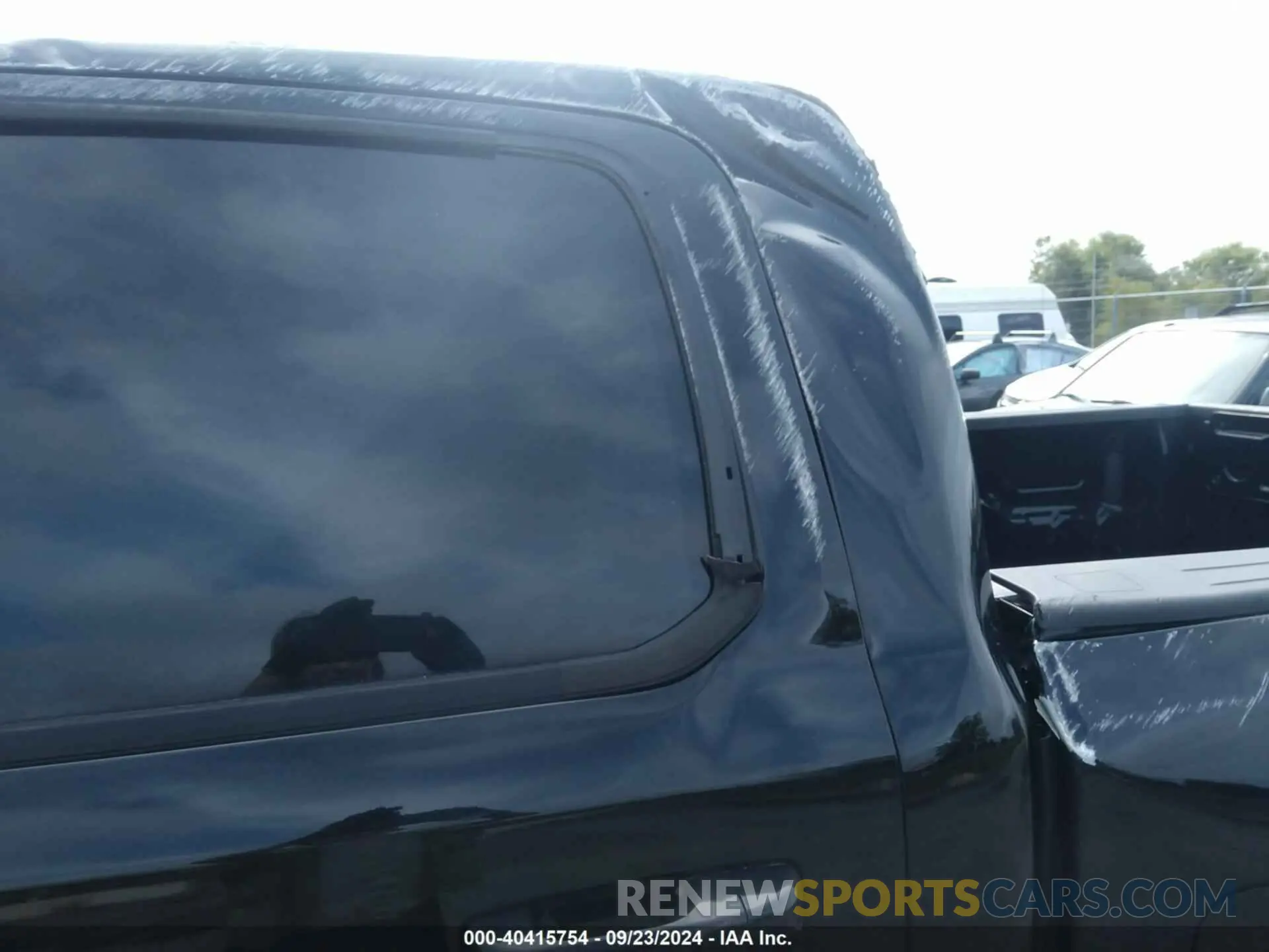 13 fotografías del automóvil dañado 1C6SRFFT5MN778054 RAM 1500 2021