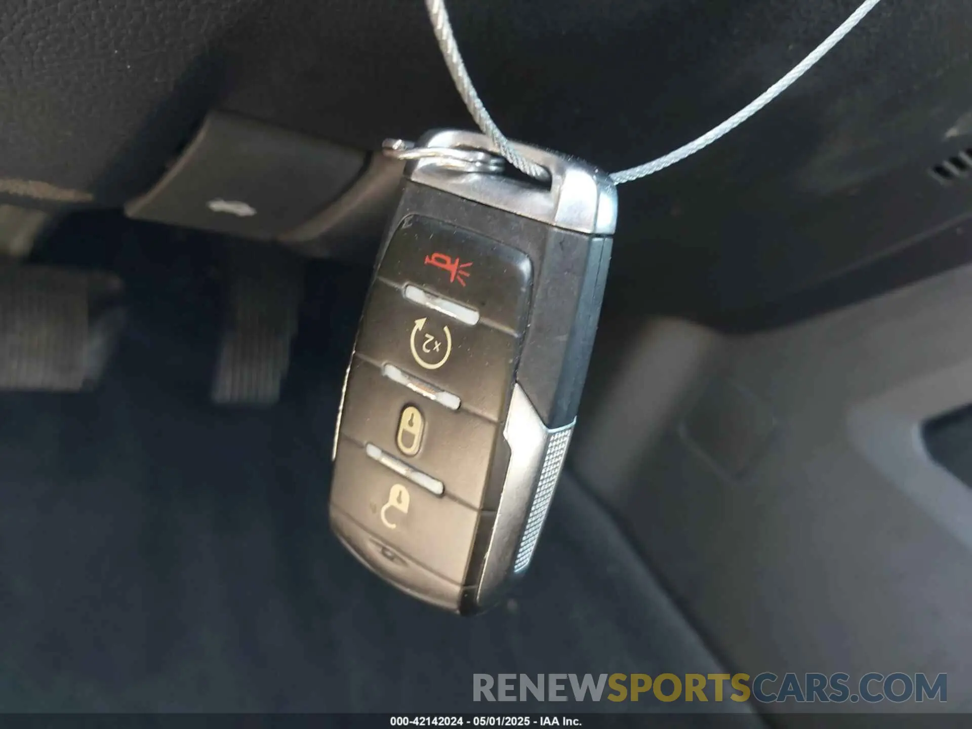 11 fotografías del automóvil dañado 1C6SRFFT6MN565064 RAM 1500 2021
