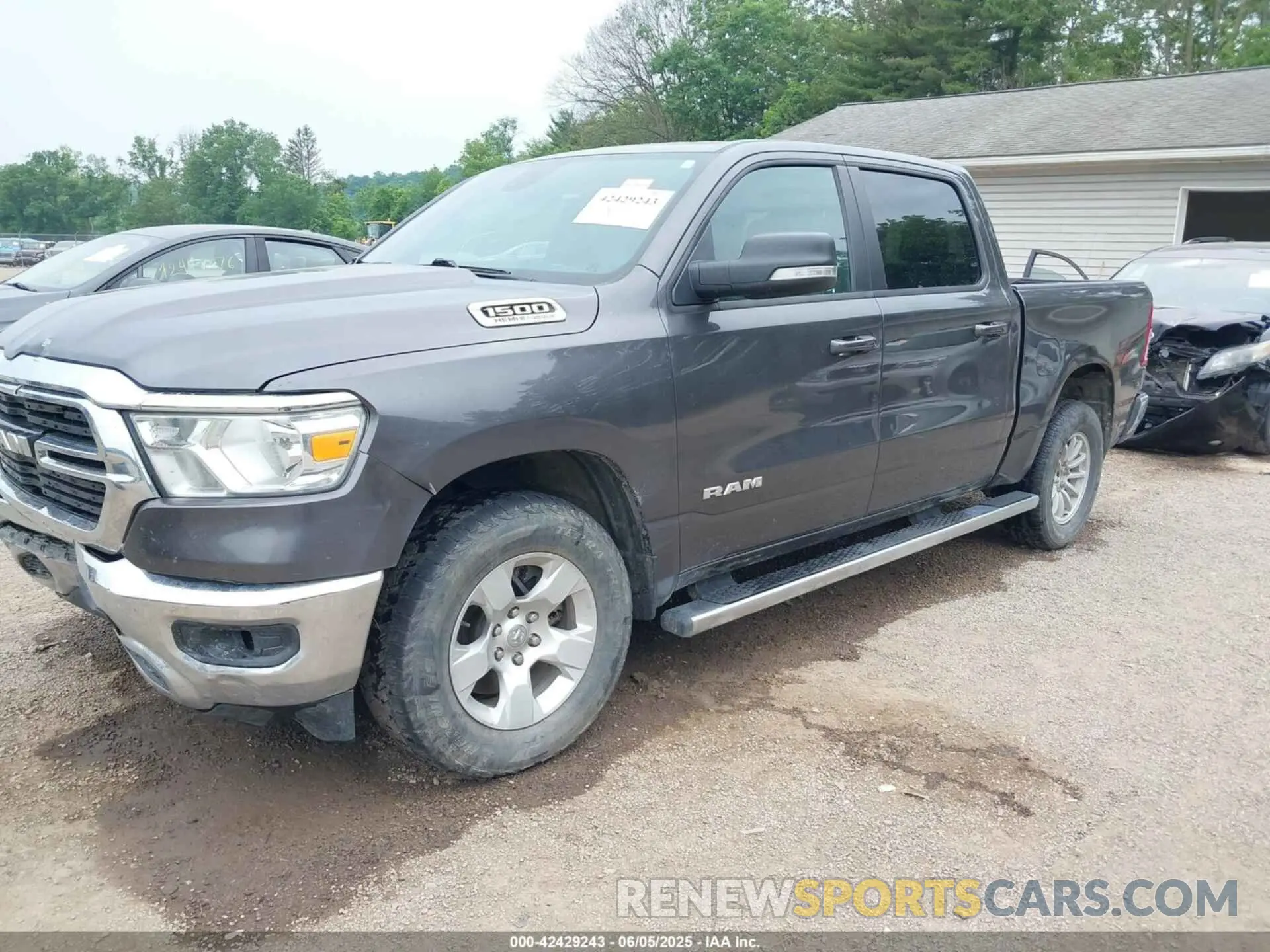 2 fotografías del automóvil dañado 1C6SRFFT6MN646291 RAM 1500 2021