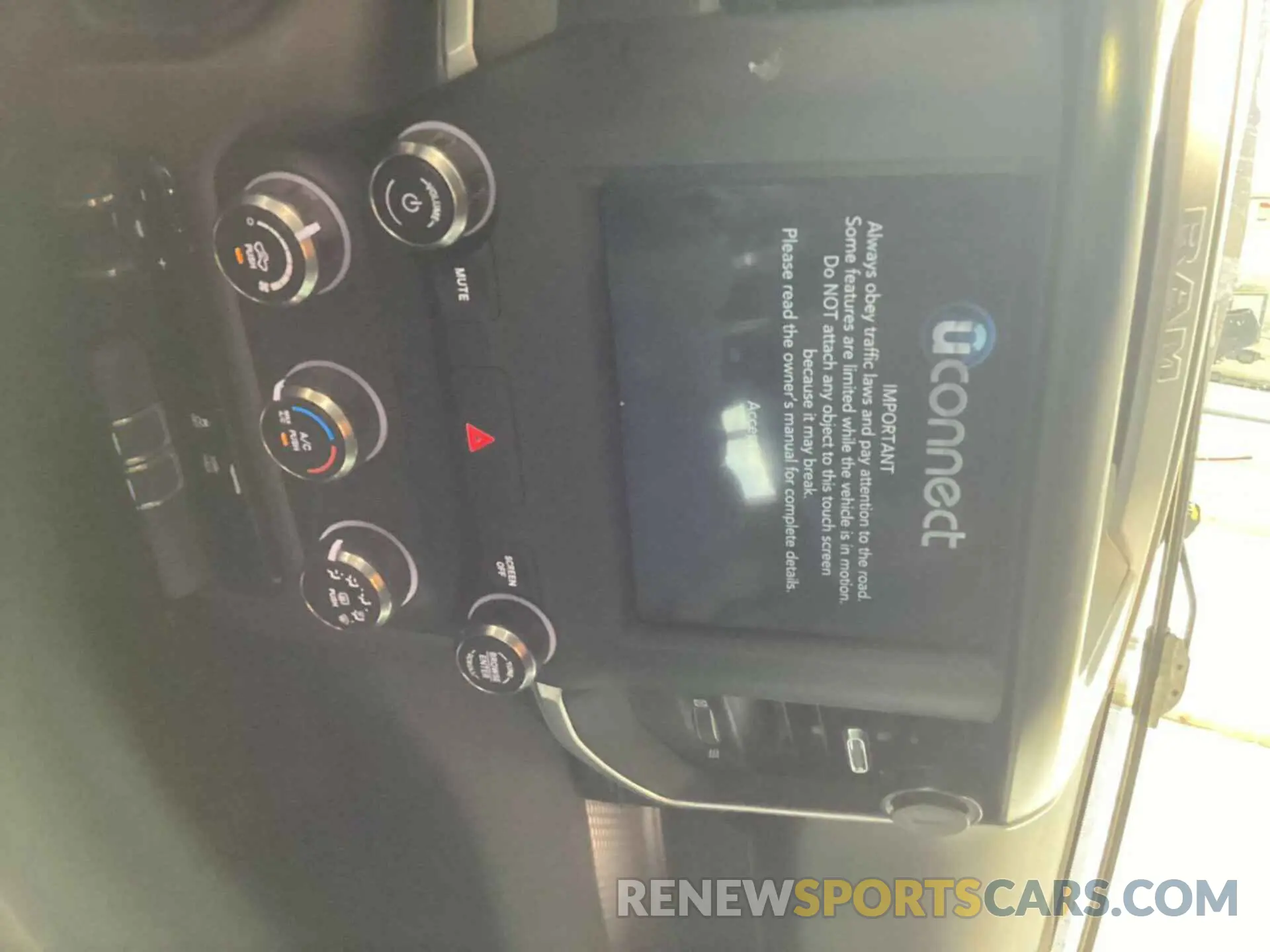 21 fotografías del automóvil dañado 1C6SRFFT6MN714623 RAM 1500 2021