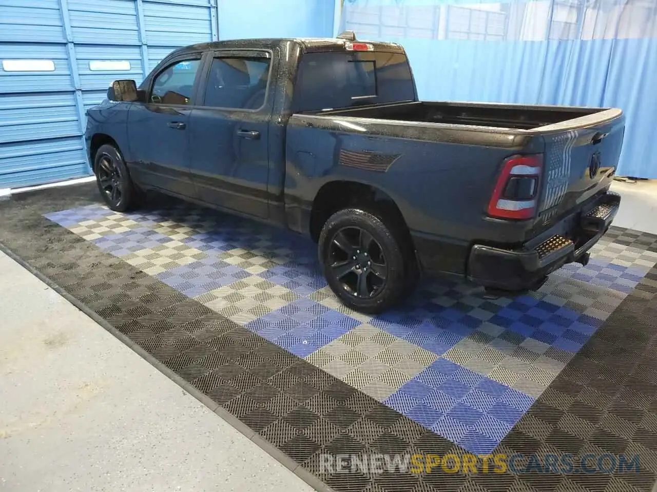 2 fotografías del automóvil dañado 1C6SRFFT7MN584156 RAM 1500 2021