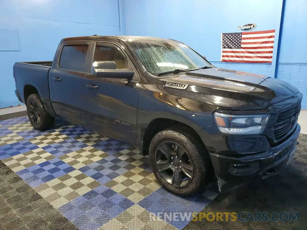 4 fotografías del automóvil dañado 1C6SRFFT7MN584156 RAM 1500 2021