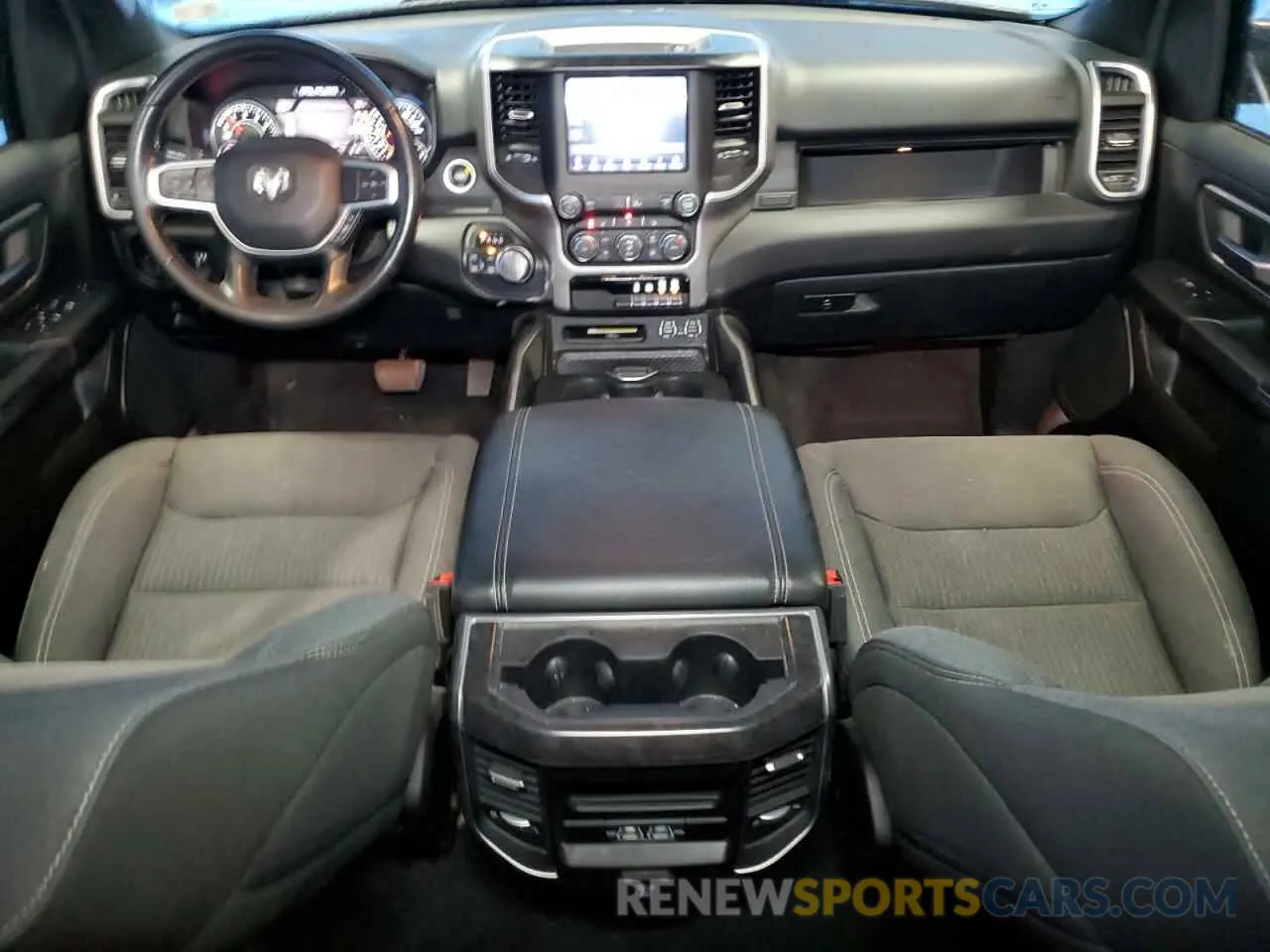 8 fotografías del automóvil dañado 1C6SRFFT7MN584156 RAM 1500 2021