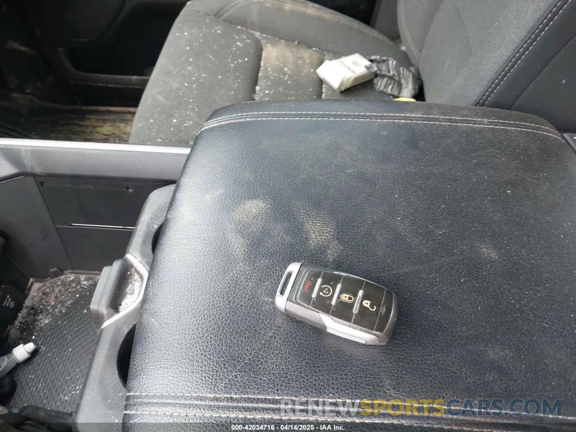 11 fotografías del automóvil dañado 1C6SRFFT7MN632402 RAM 1500 2021