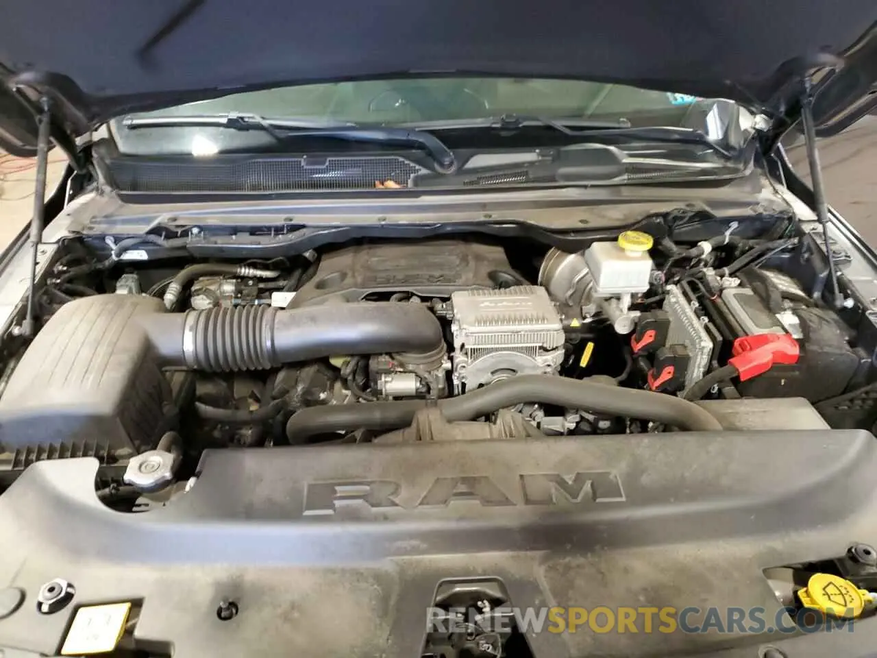 11 fotografías del automóvil dañado 1C6SRFFT7MN652939 RAM 1500 2021
