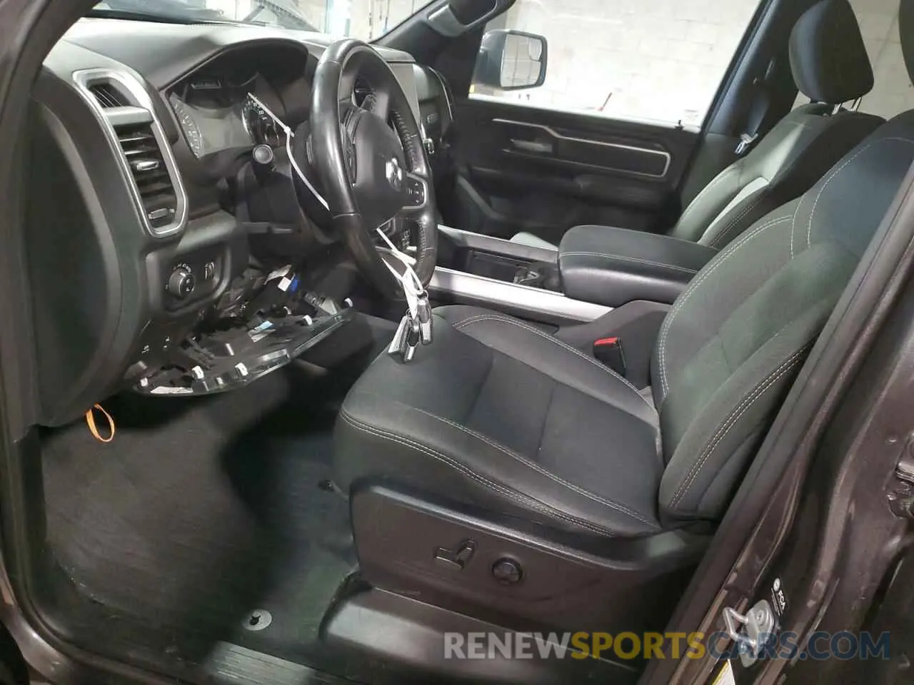 7 fotografías del automóvil dañado 1C6SRFFT7MN652939 RAM 1500 2021