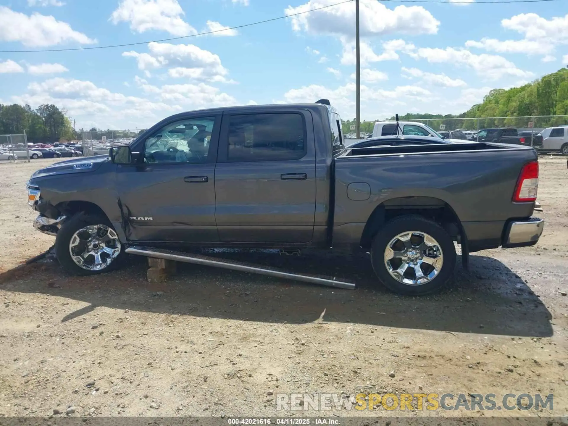 14 fotografías del automóvil dañado 1C6SRFFT7MN825732 RAM 1500 2021