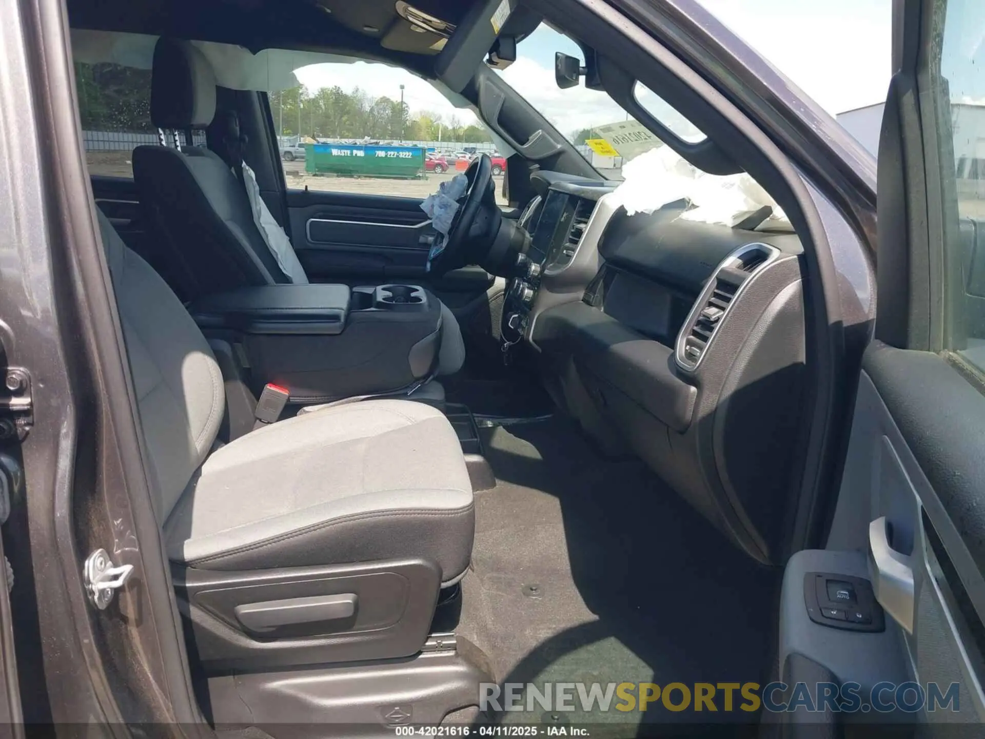 5 fotografías del automóvil dañado 1C6SRFFT7MN825732 RAM 1500 2021