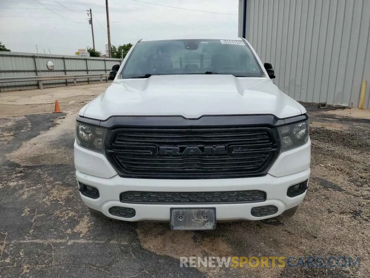 5 fotografías del automóvil dañado 1C6SRFFT8MN586451 RAM 1500 2021