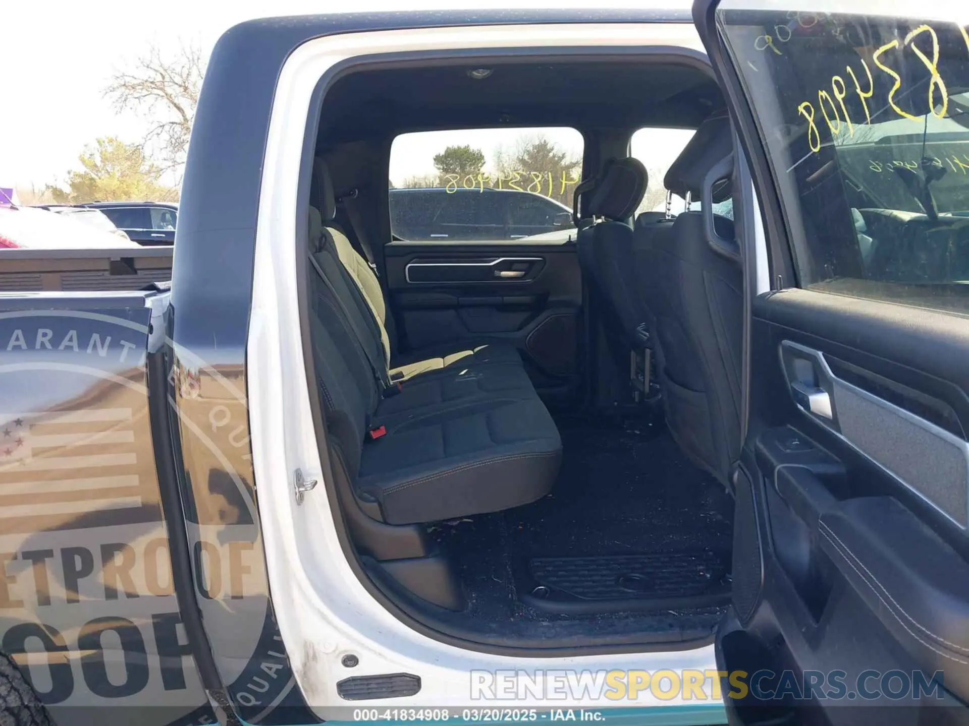8 fotografías del automóvil dañado 1C6SRFFT8MN598163 RAM 1500 2021