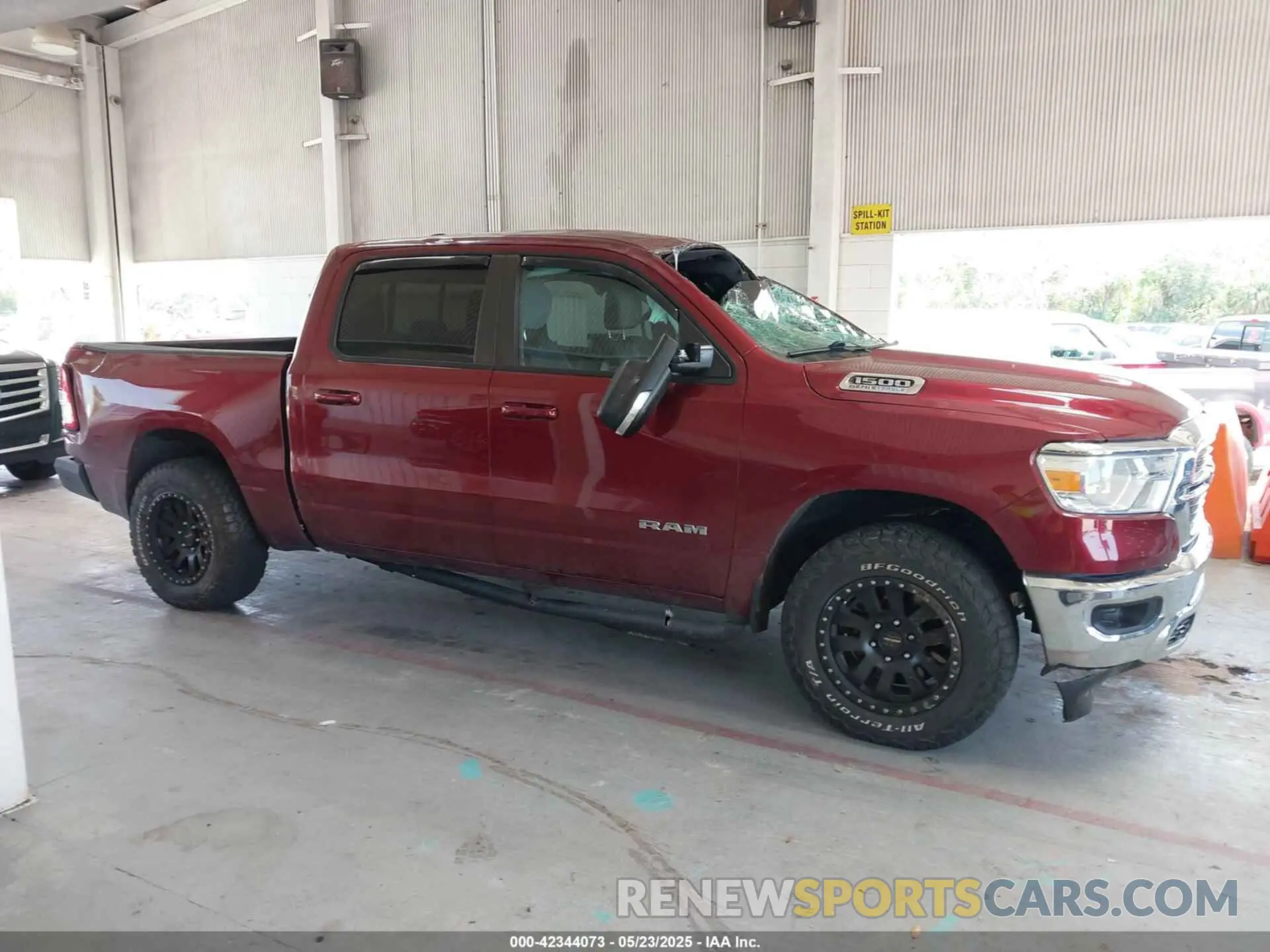 13 fotografías del automóvil dañado 1C6SRFFT9MN676871 RAM 1500 2021