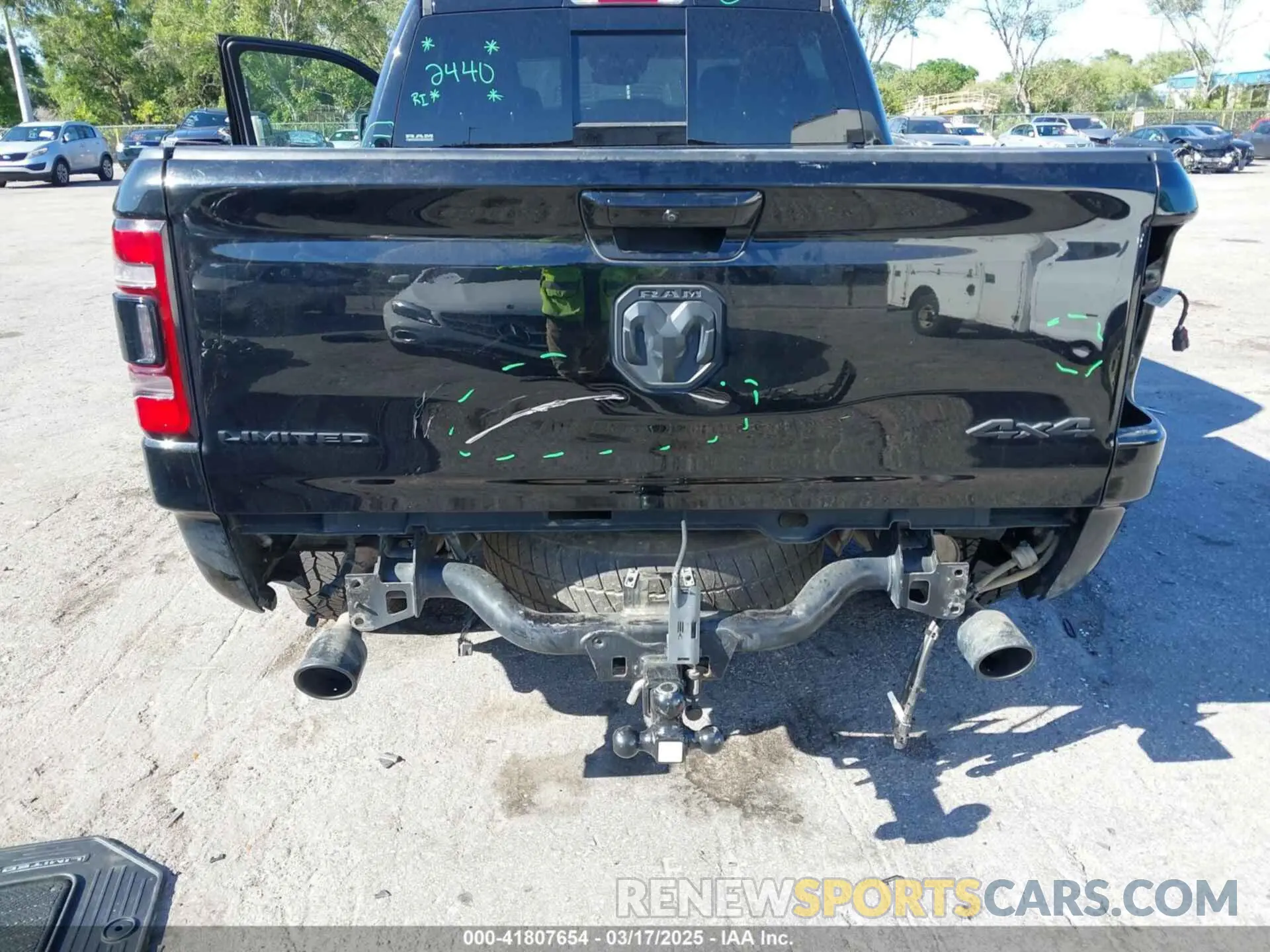 6 fotografías del automóvil dañado 1C6SRFHMXMN644565 RAM 1500 2021