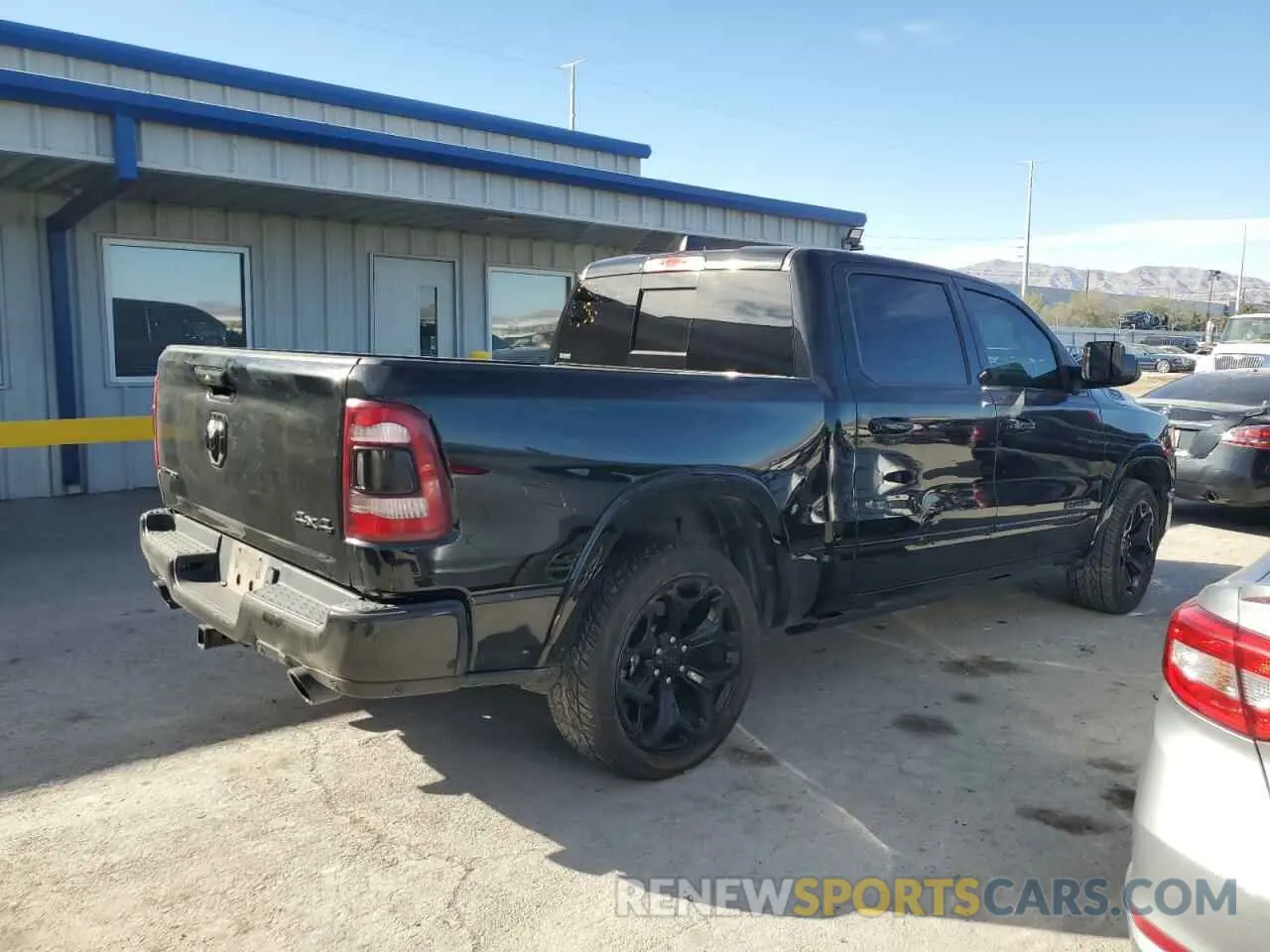 3 fotografías del automóvil dañado 1C6SRFHTXMN681090 RAM 1500 2021