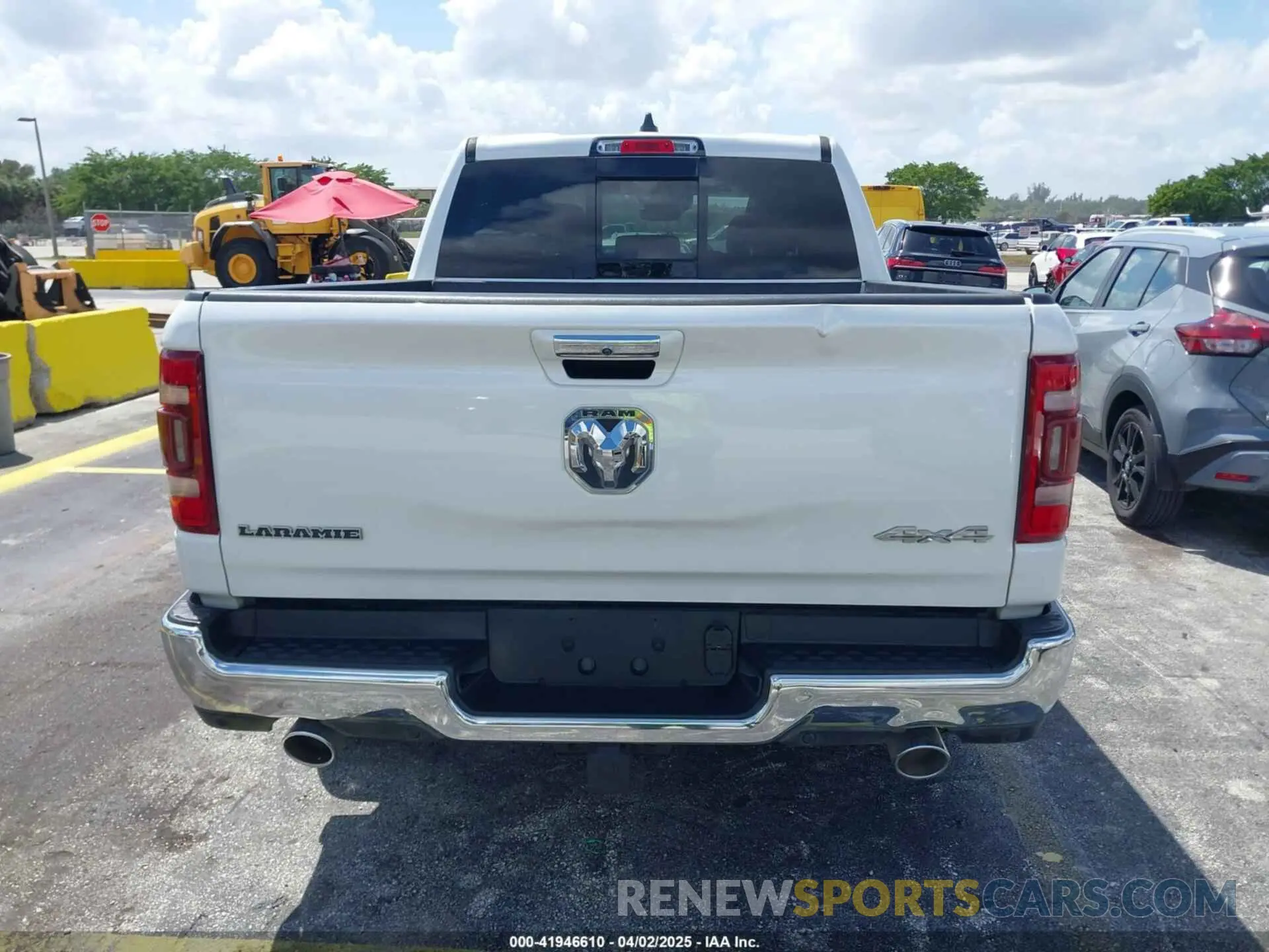 16 fotografías del automóvil dañado 1C6SRFJM5MN648372 RAM 1500 2021
