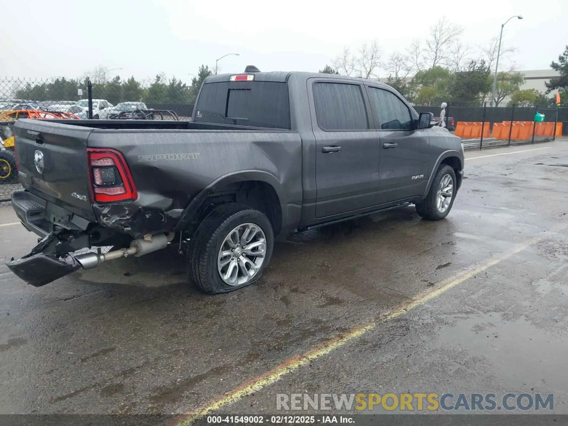 4 fotografías del automóvil dañado 1C6SRFJT0MN616503 RAM 1500 2021