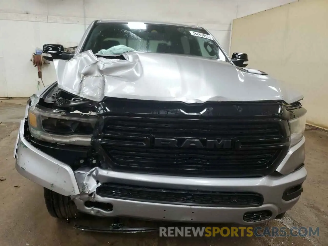 5 fotografías del automóvil dañado 1C6SRFJT0MN642471 RAM 1500 2021