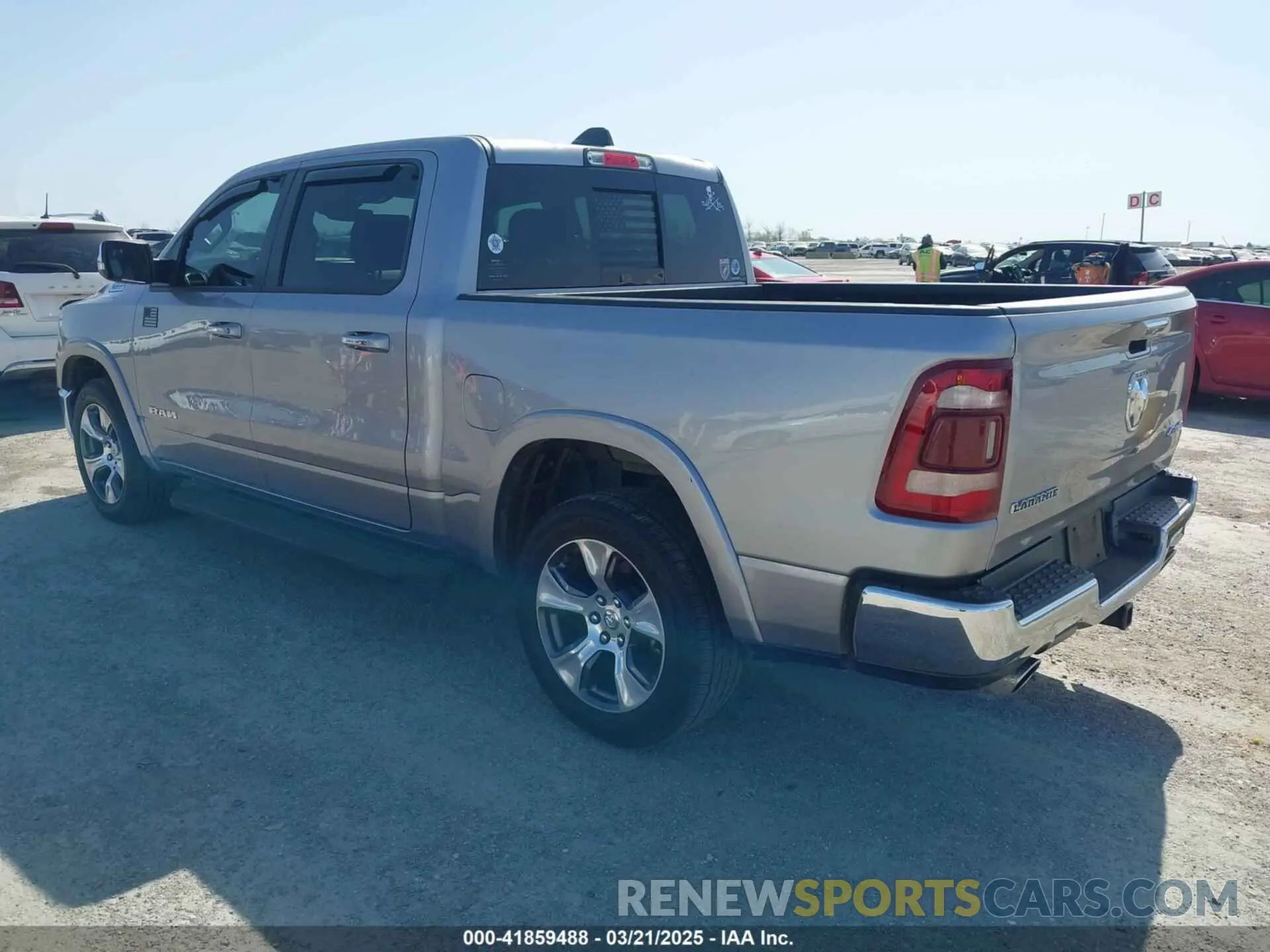 3 fotografías del automóvil dañado 1C6SRFJT0MN740352 RAM 1500 2021