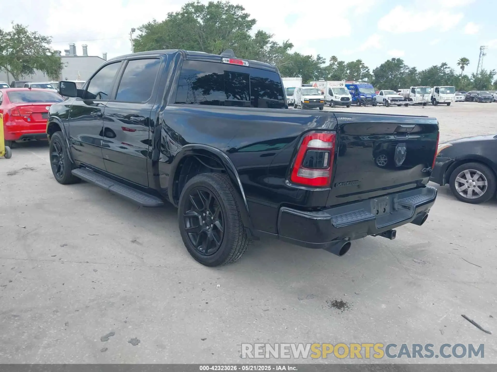 3 fotografías del automóvil dañado 1C6SRFJT3MN520395 RAM 1500 2021
