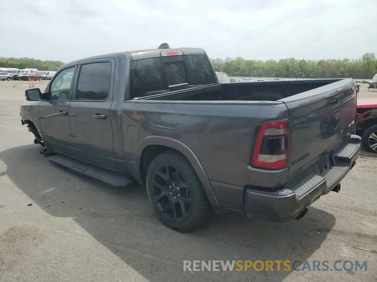 2 fotografías del automóvil dañado 1C6SRFJT4MN764069 RAM 1500 2021