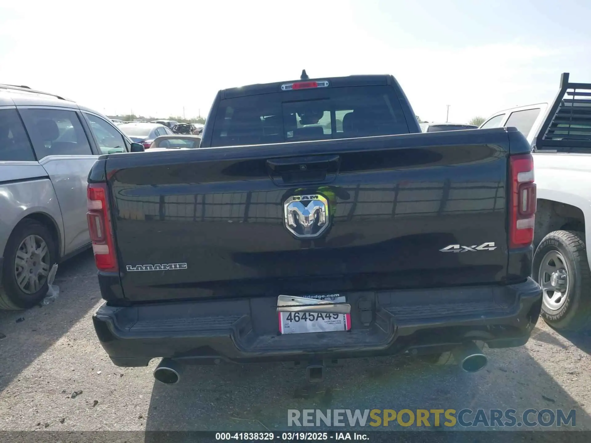 15 fotografías del automóvil dañado 1C6SRFJT4MN799792 RAM 1500 2021