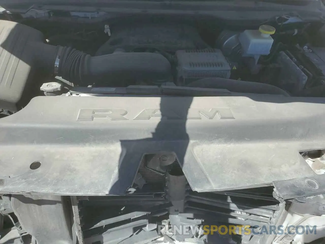 12 fotografías del automóvil dañado 1C6SRFJT5MN823307 RAM 1500 2021