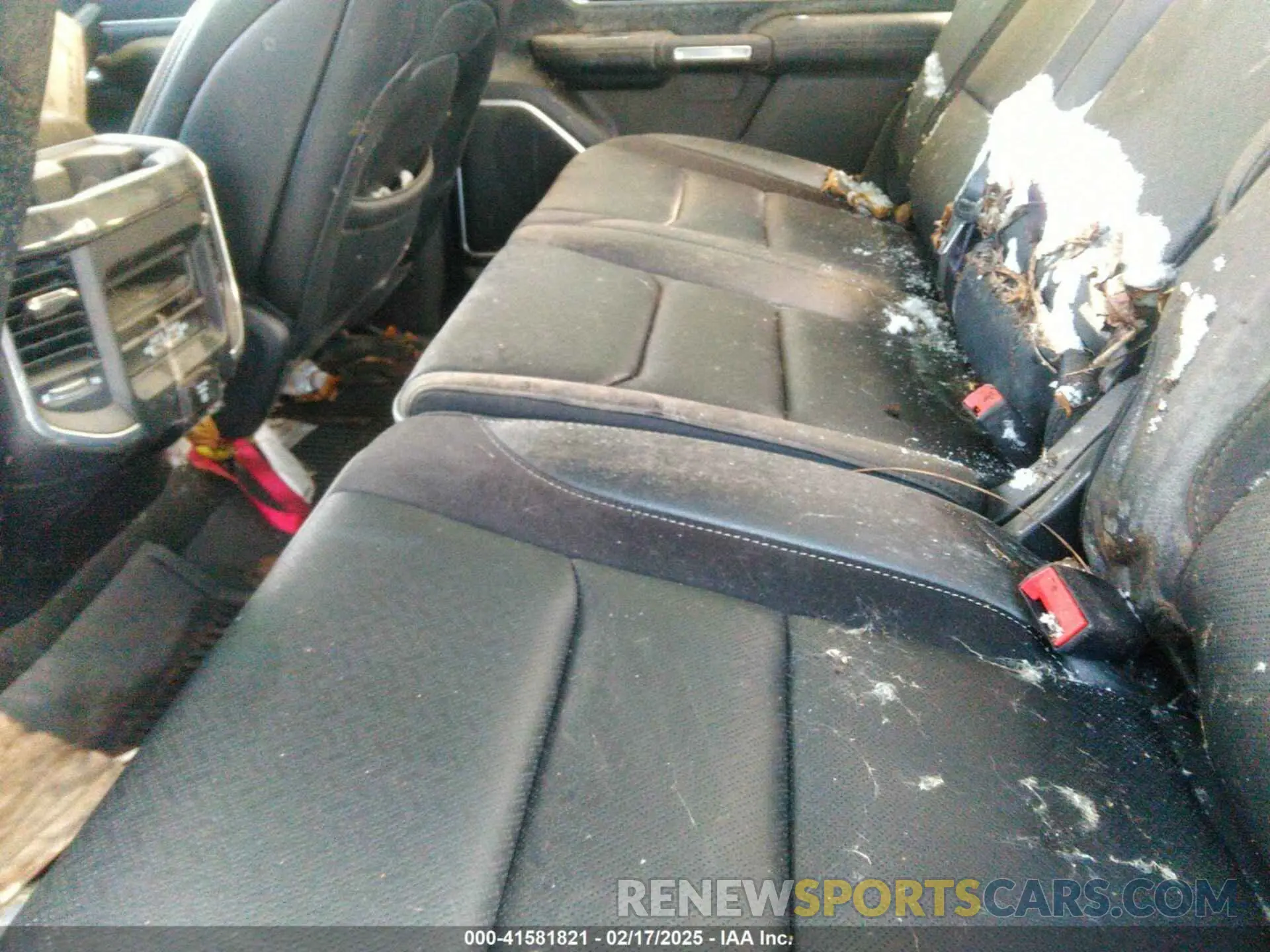 8 fotografías del automóvil dañado 1C6SRFJT6MN620782 RAM 1500 2021